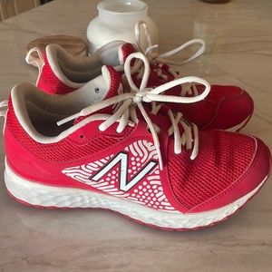 Almost new turf shoes size 7 mens